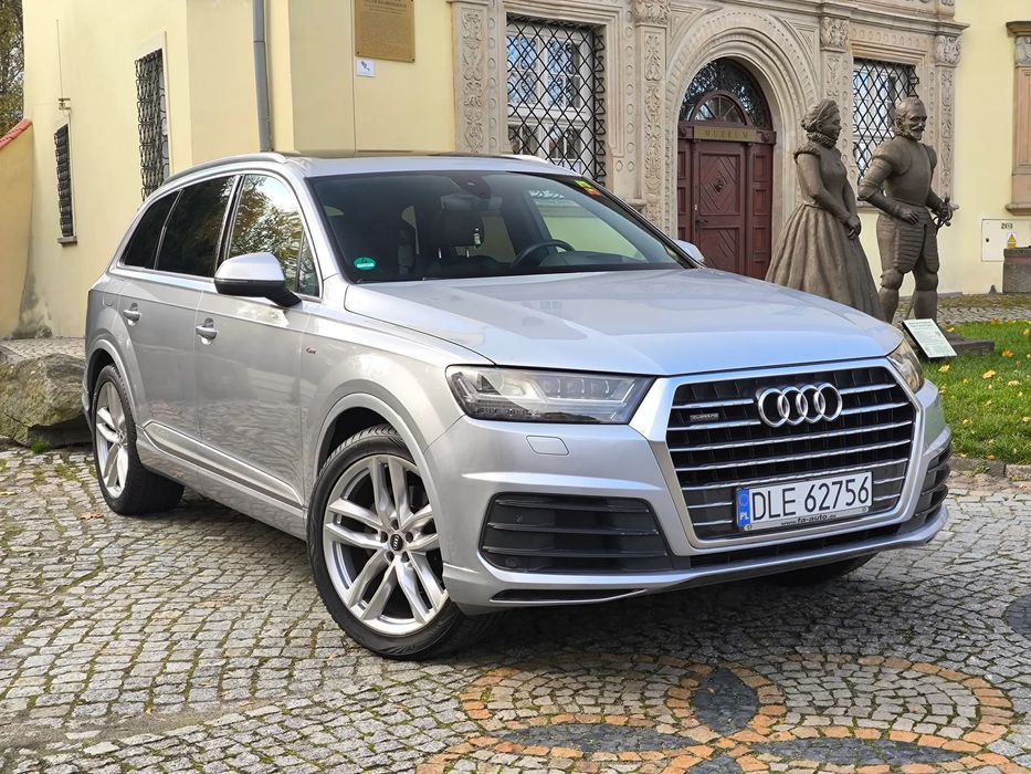Audi Q7 Pneumatyka Head Up Night Vision Panorama Niski przebieg!
