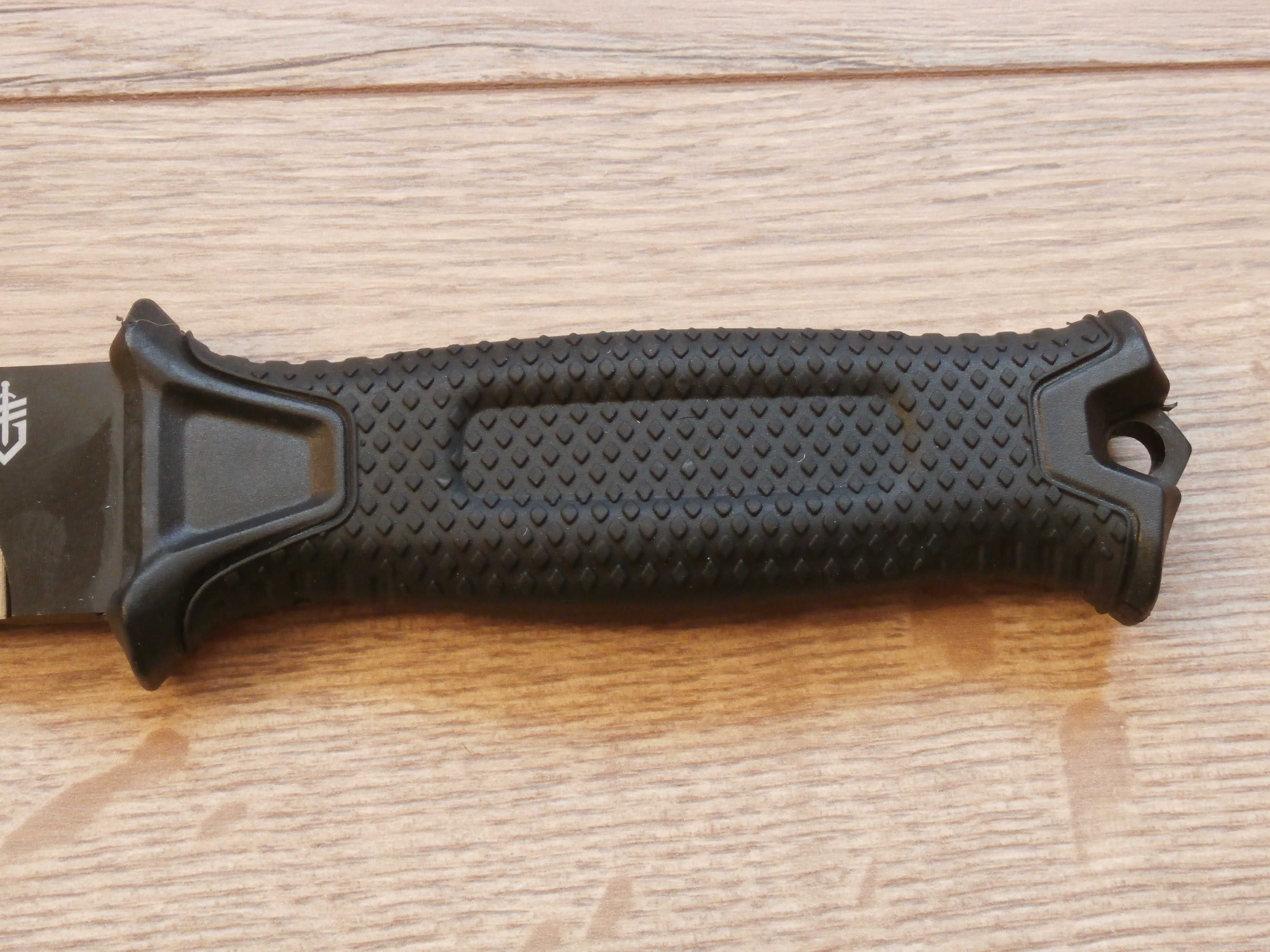 Тактичний мисливський ніж Gerber Strongarm Fixed Black 24.8см+ножни
