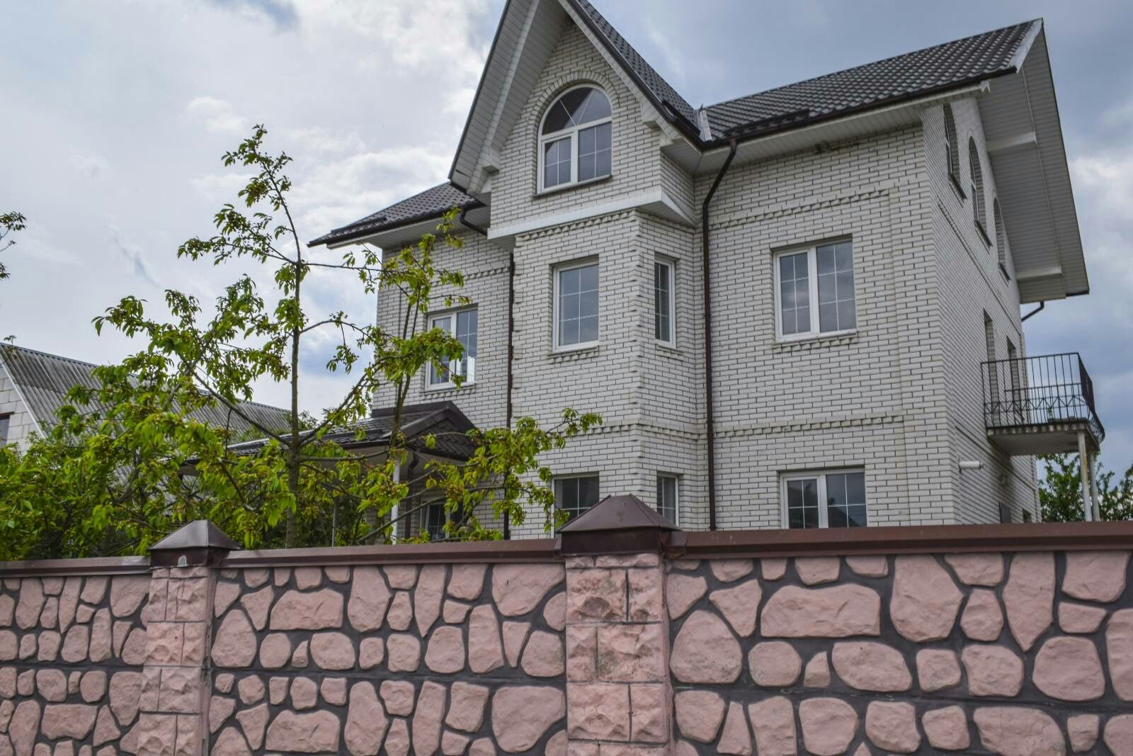 Будинок Київська обл. Броварський р-н, с. Тарасівка
