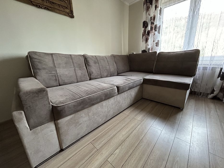 Narożnik L * prawostronny*  z pojemnikiem i funkcją spania