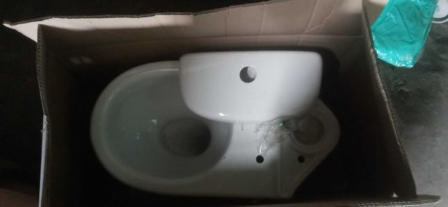 Toaleta cersanit nowa bez zbiornika na wode