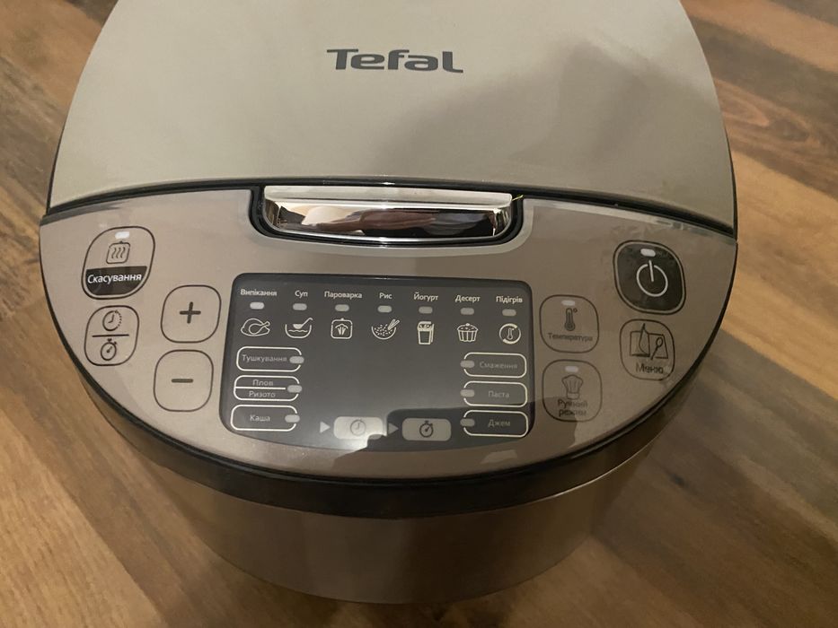Мультиварка Tefal Essential Multicooker