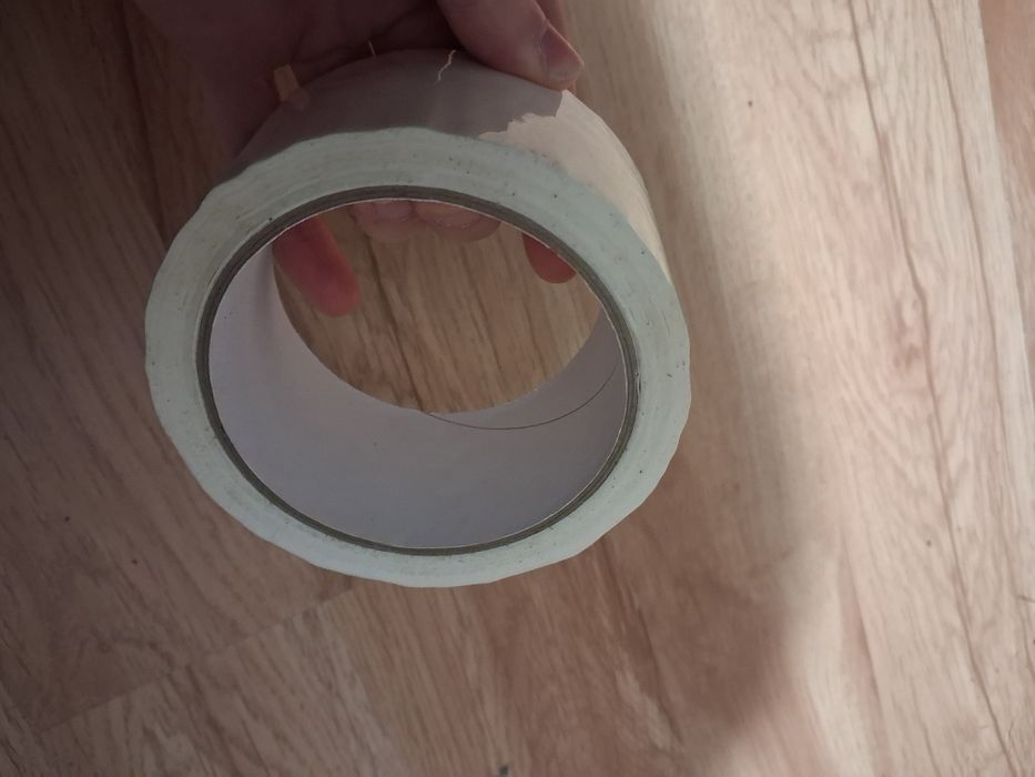 Taśma klejąca duża biała 13szt.