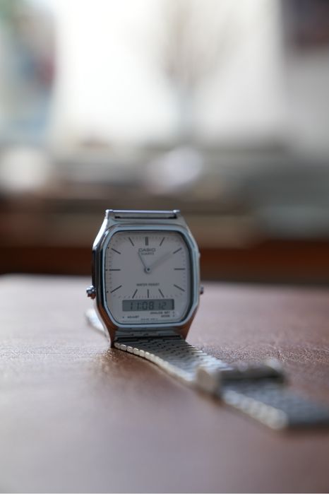 Zegarek Casio Vintage AQ-228 Srebrny Legendarny Stary Retro