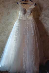 Свадебное платье 2020