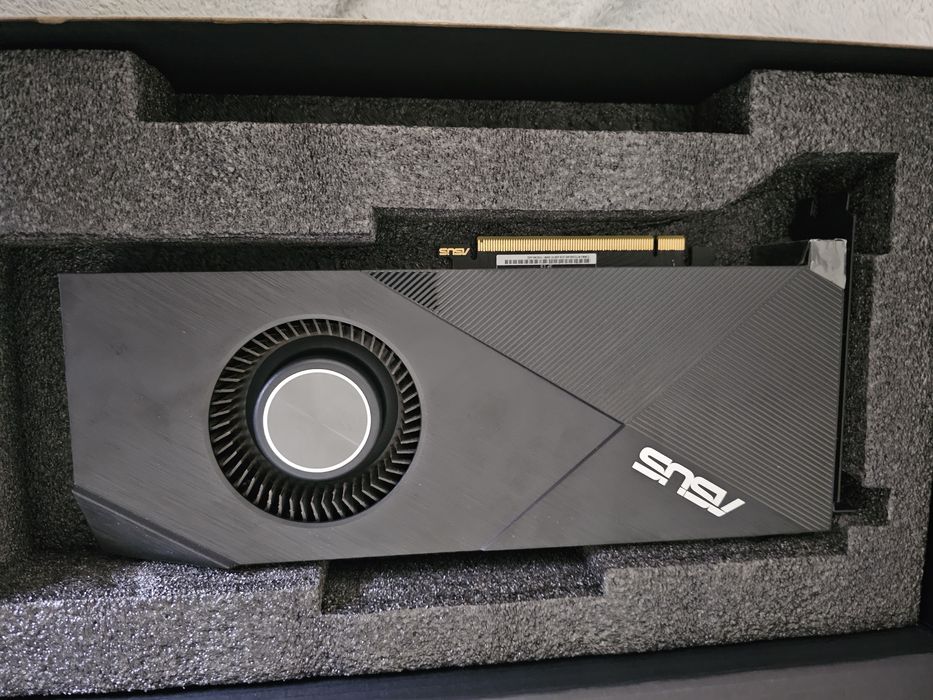 Placa gráfica ASUS RTX 2060 TURBO