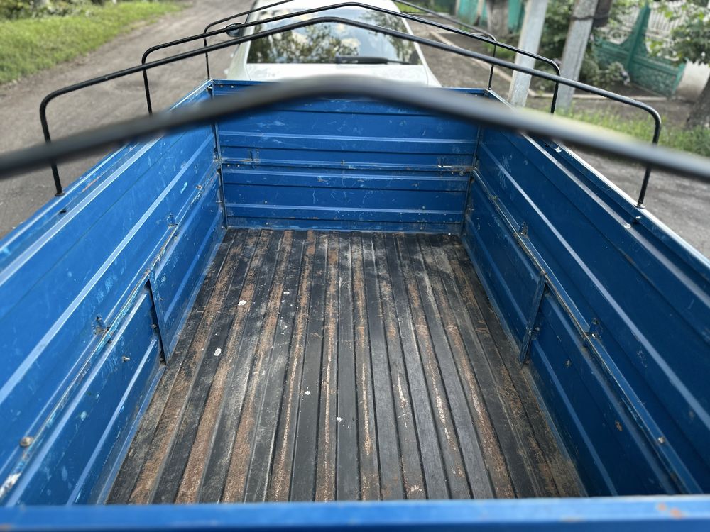 Продам прицеп в идеальном состоянии, как с завода