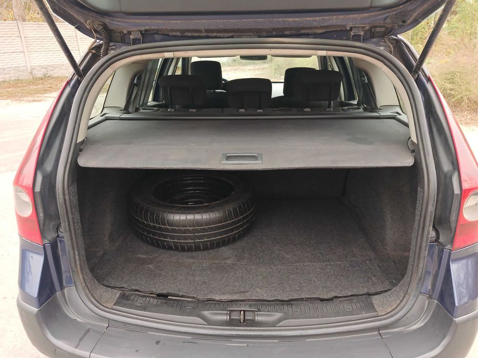 Продам RENAULT Megane