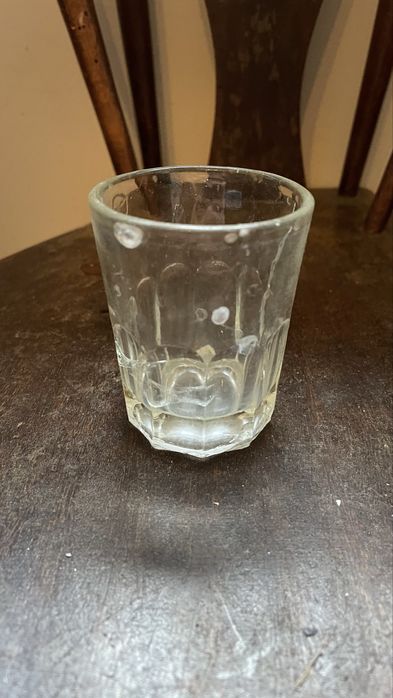 Pequeno Copo De Vidro