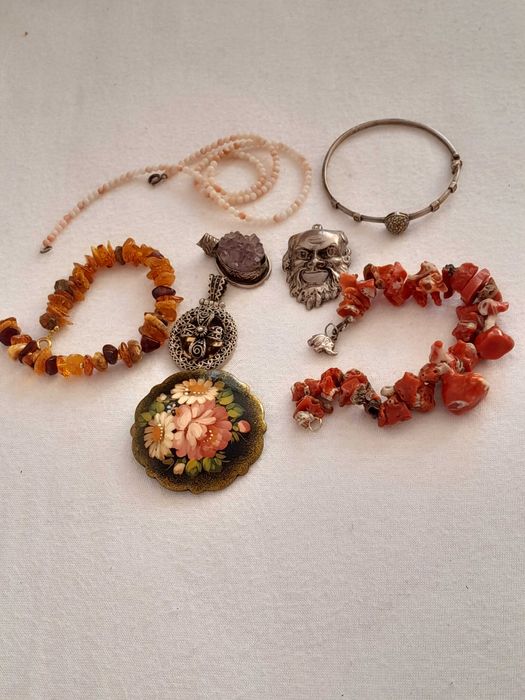 Bizuteria damska bransoletki z kamieni naturalnych srebro