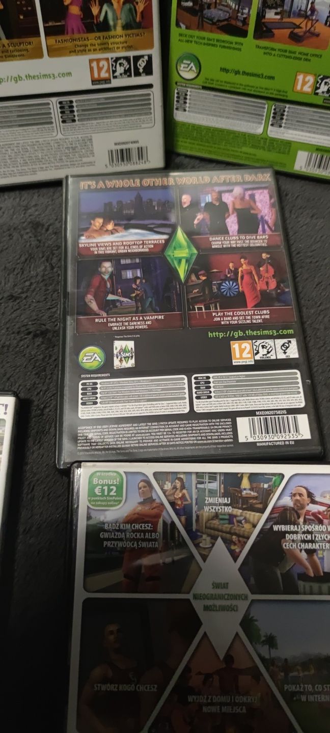 The Sims 3 + 7 dodatków