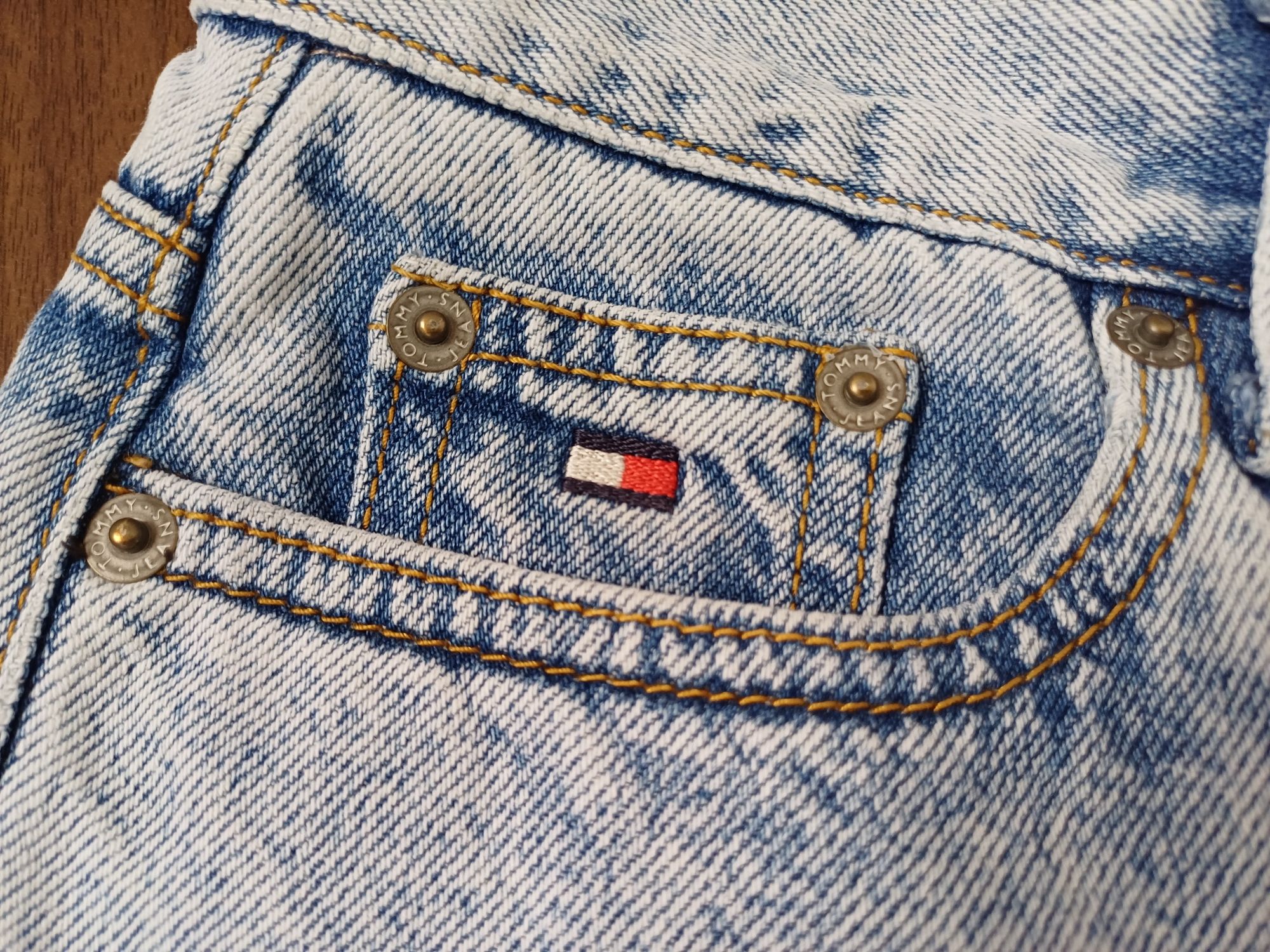 Шорты на девочку TOMMY HILFIGER оригинал 24 размер
