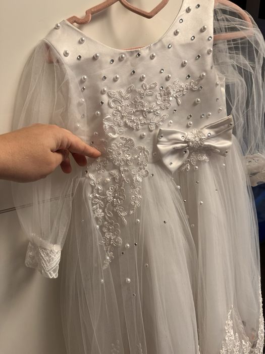 Сукня для дівчинки