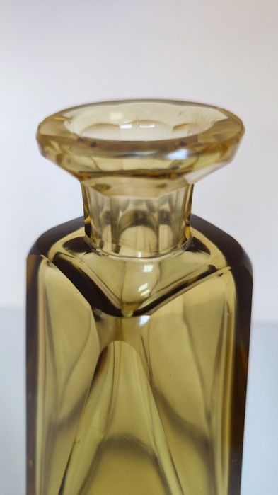 Karafka Art Deco bursztyn, stare szkło,