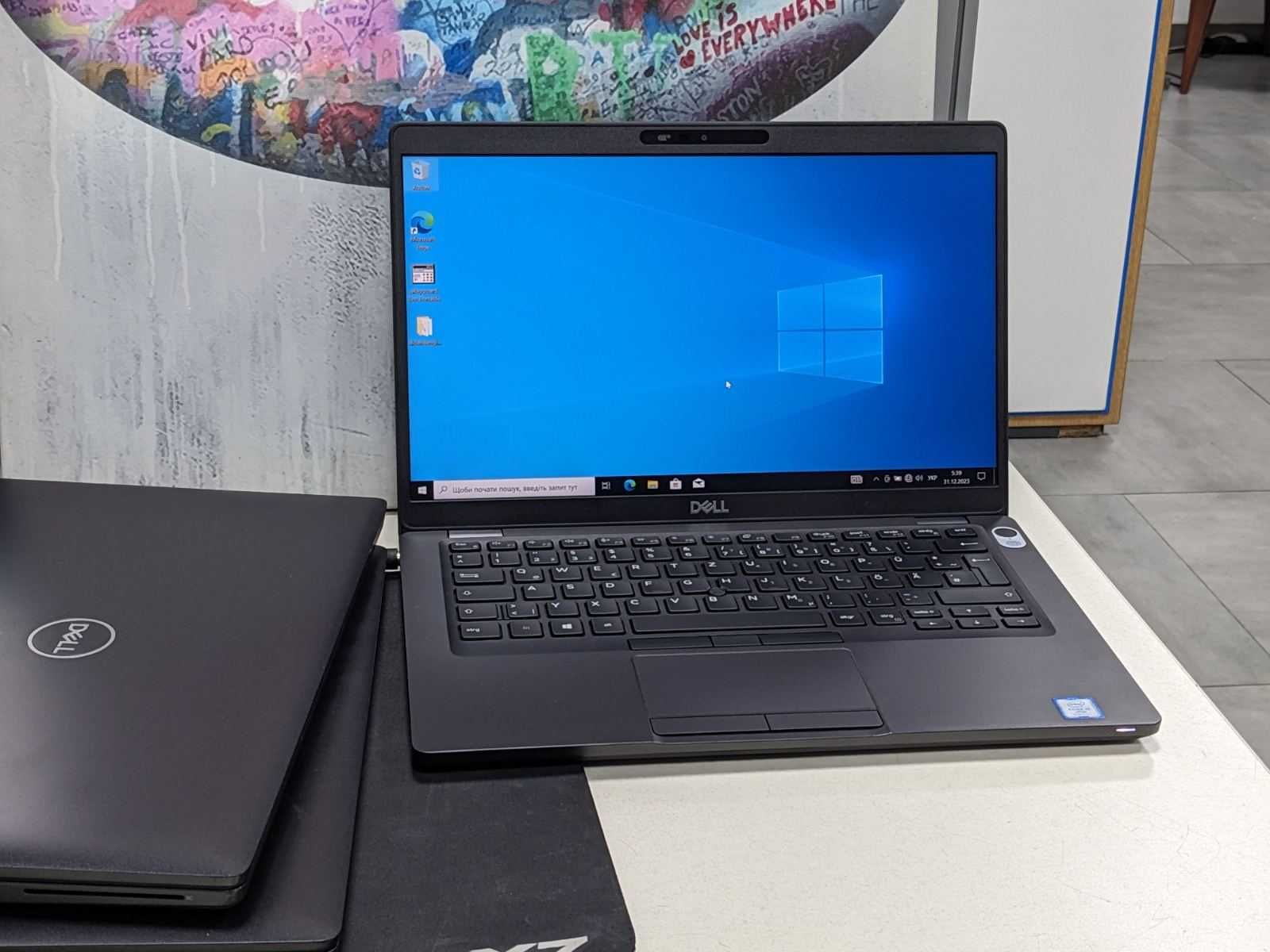 Безрамочний Dell Latitude 5400 - 4 ядра , швидка начинка