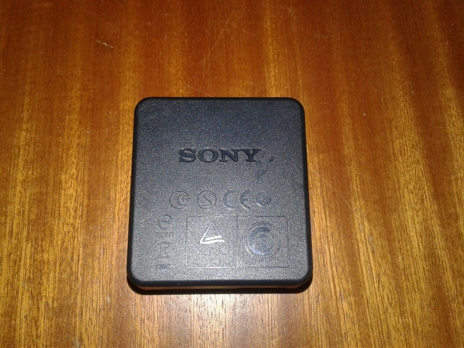 Adaptador Sony AC - UB10