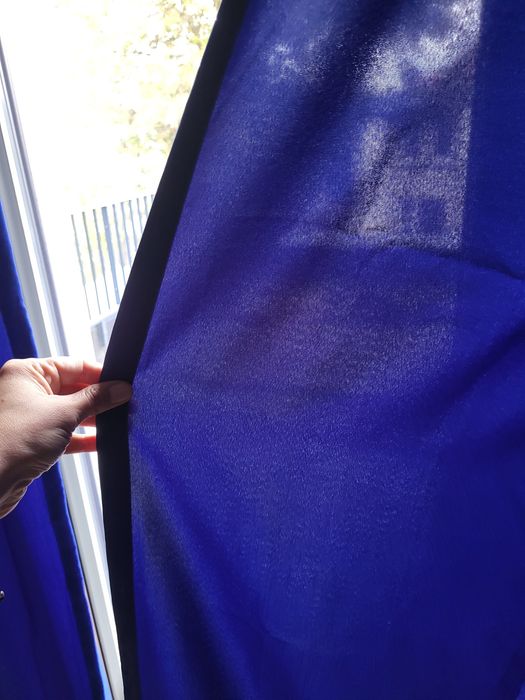 Dwie zasłony na taśmie marszczonej