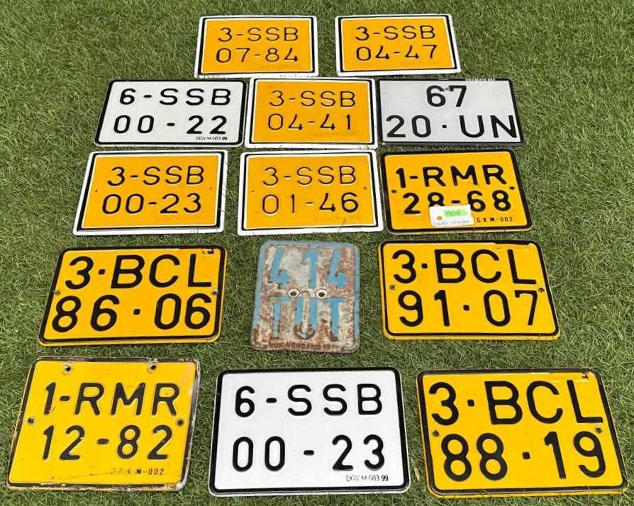 Chapas de matricula antigas, motorizadas e bicicletas