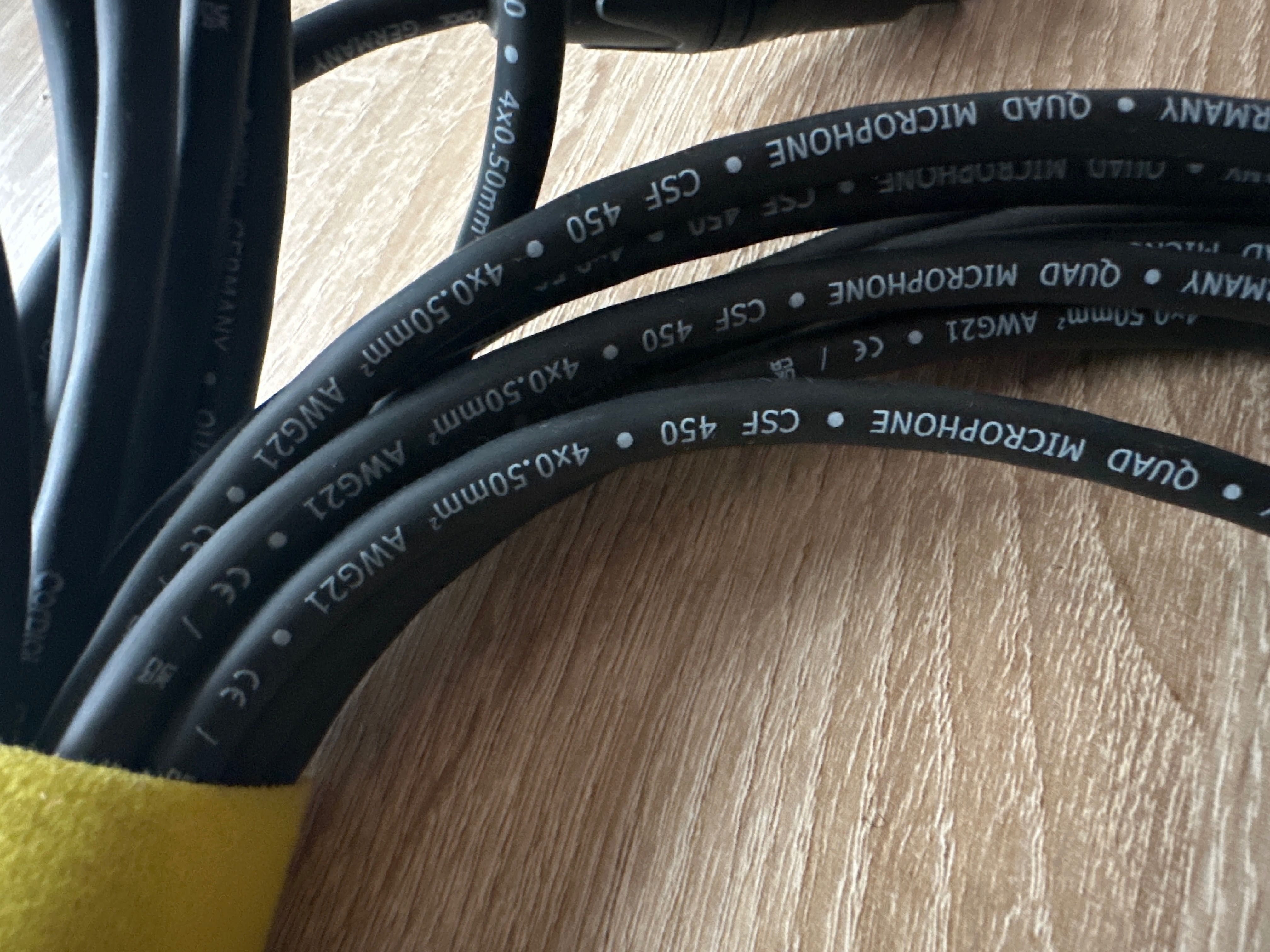 Kabel mikrofonowy Cordial Quad CSF 450 - 10metr Neutrik , sztuk 2