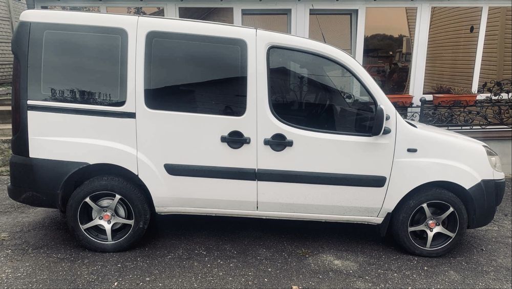 Продам Фіат добло