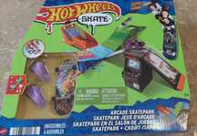 Caixa Hotwheels skate tony hank.