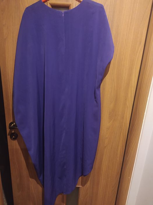 Elegancka efektowna sukienka lub tunika asymetryczna 52/54