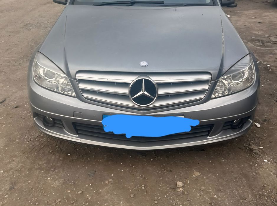 Mercedes w204      .