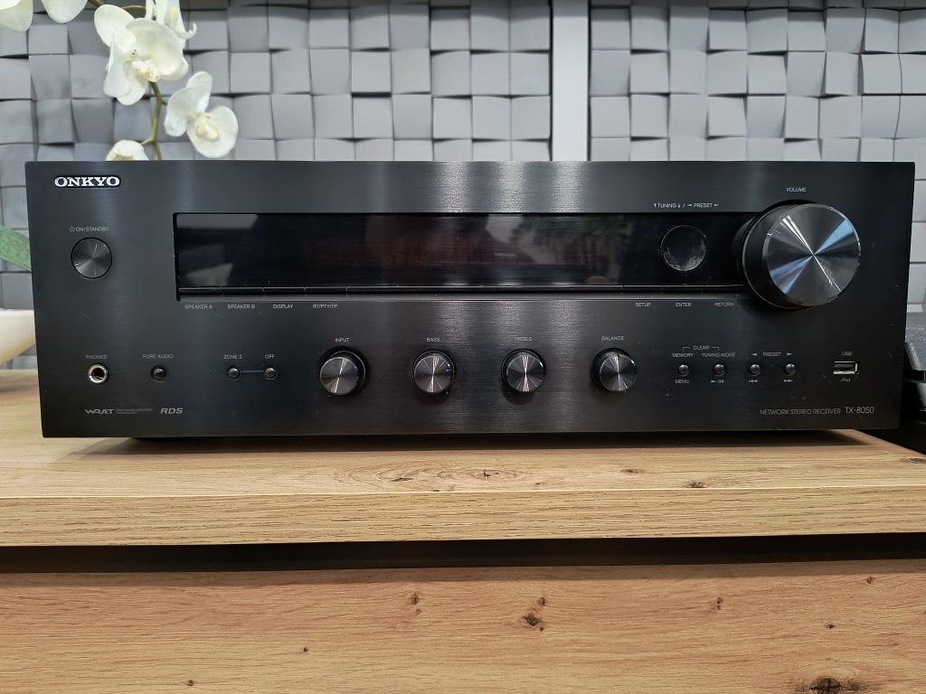 Onkyo TX-8050 stereo