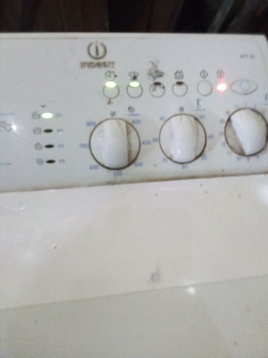 Пральна машинка ІНДЕЗІТ