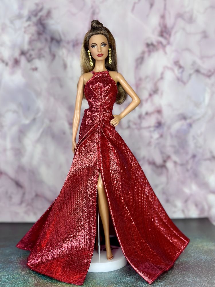 Барбі Barbie Holiday Teresa Doll 2017 Brunette with Red Dress