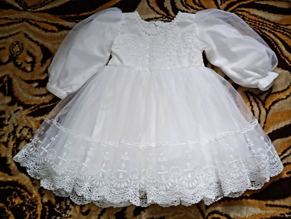 Biała sukienka na chrzest 6-9 miesiecy