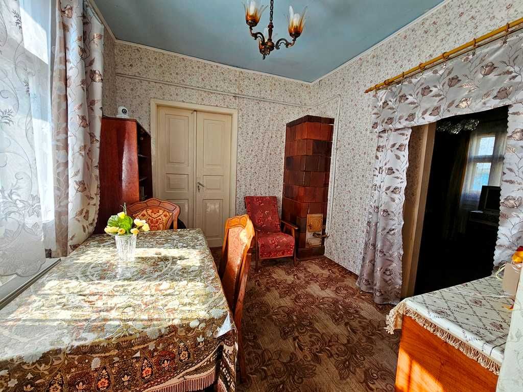 Власний будинок в центр. частині міста Стрий за ціною квартири...