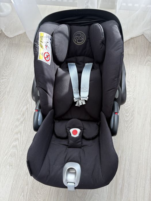 Автокресло Cybex Cloud Z-iSize Pluse Deep Black