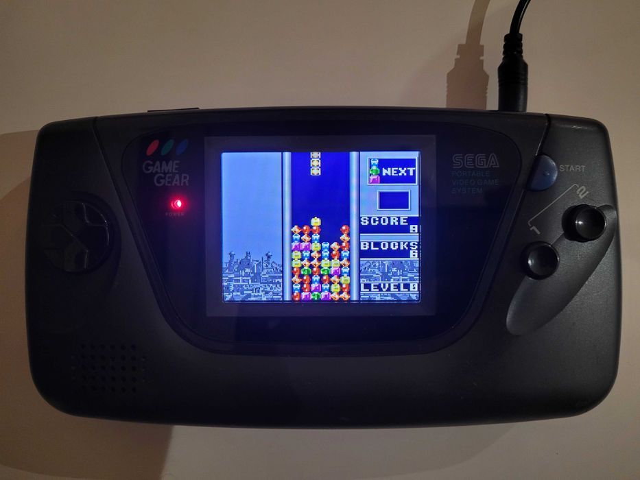 Sega Game Gear com ecrã IPS