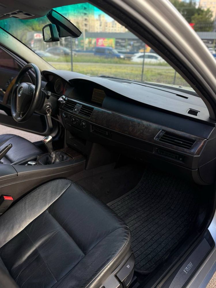 Продам BMW 5-series E60 3.0 дизель