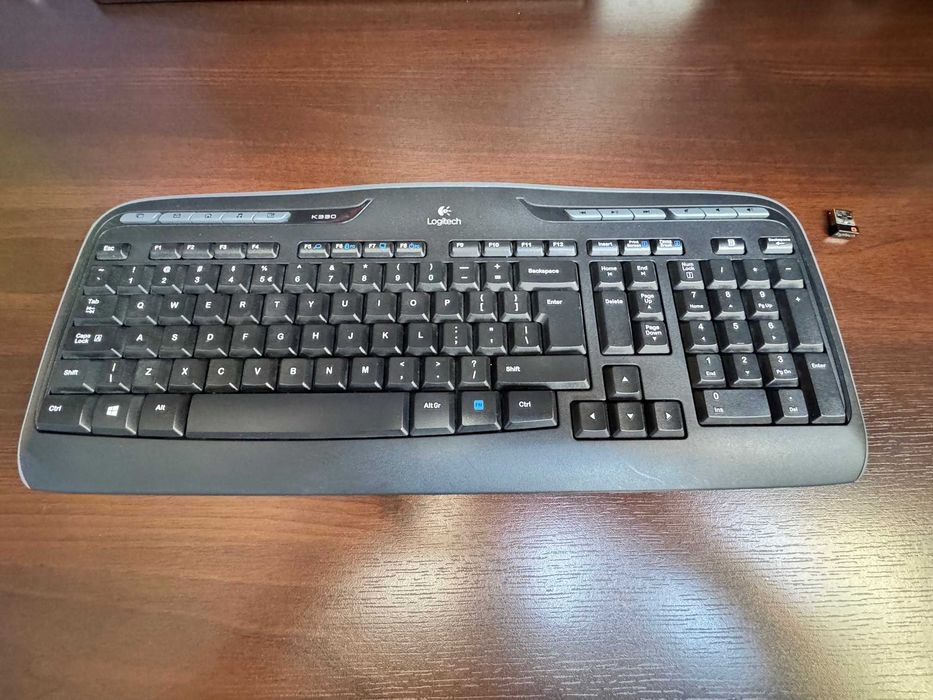 Klawiatura bezprzewodowa Logitech K330