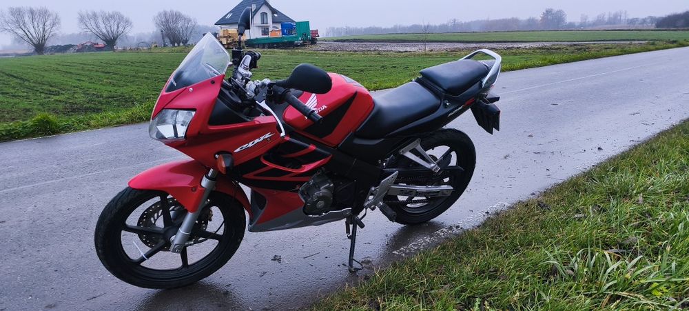 Honda CBR 125 4t A1,B