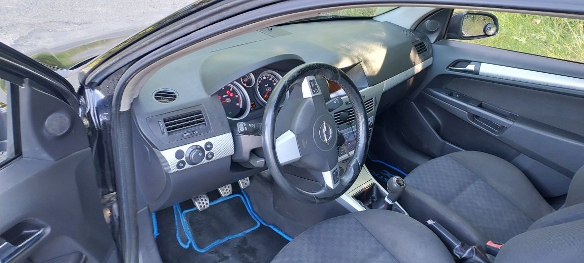 Astra 1.9 cdti 150km 2004