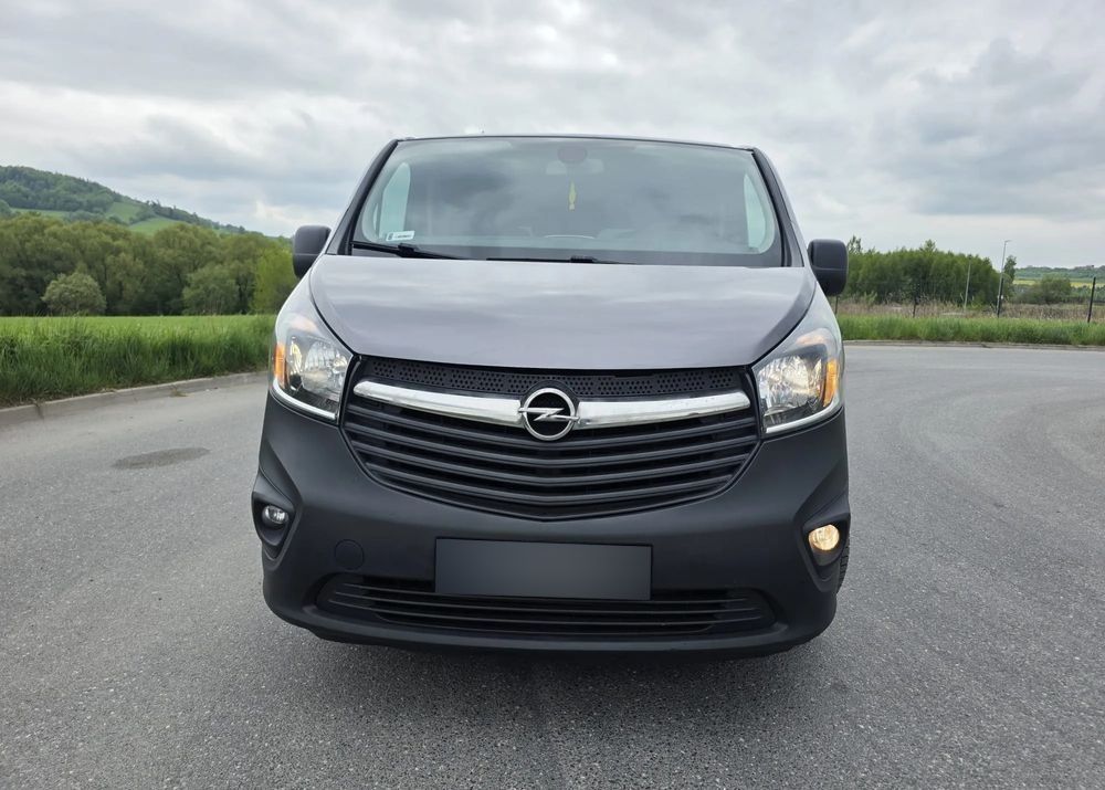 Opel Vivaro 2015