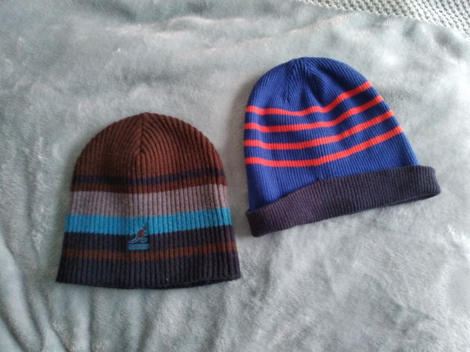 2 czapki dziecięce z H&M, Kangol