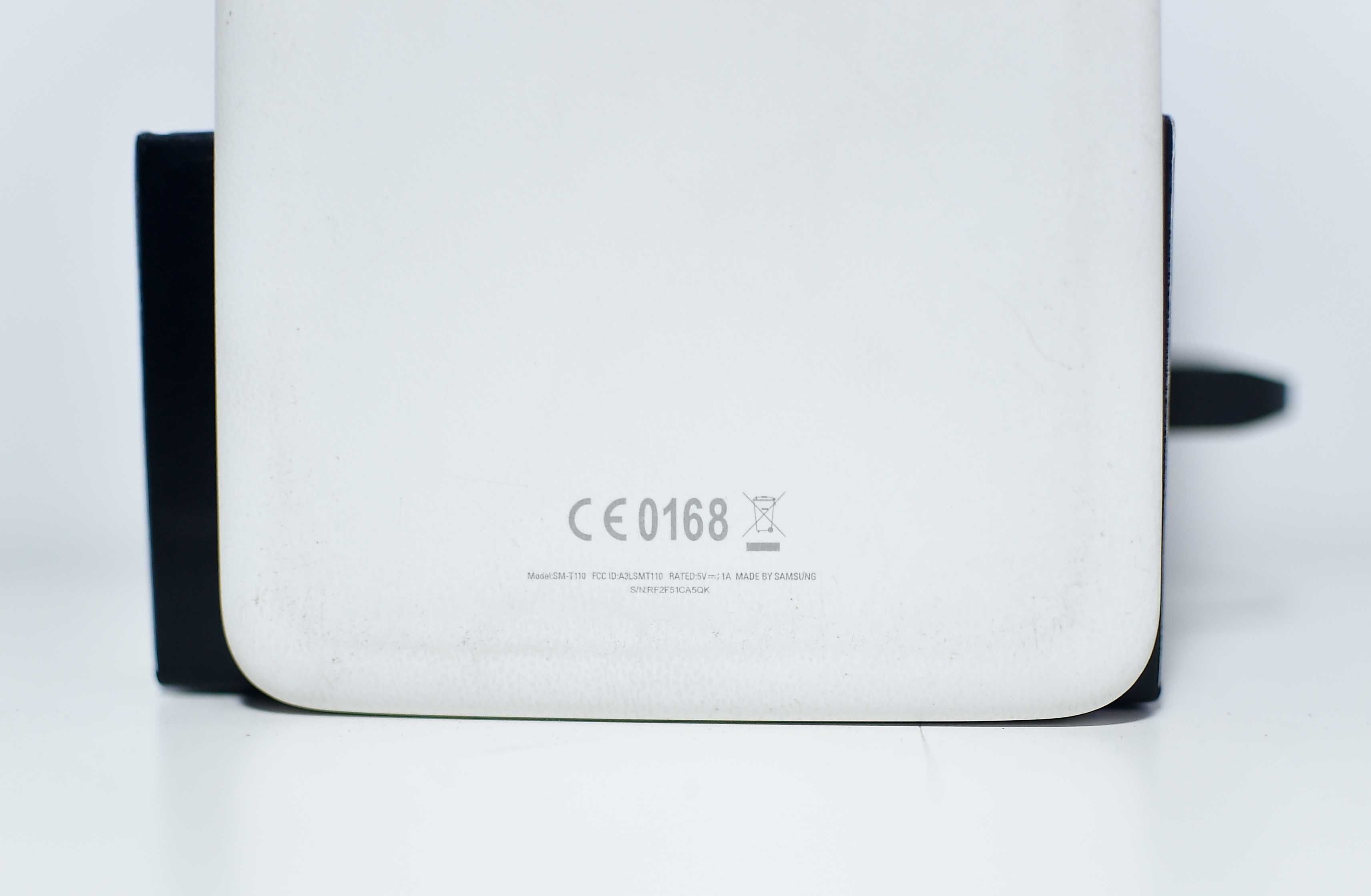 Tablet Samsung SM-T110 Działający ale część wylany ekran szyba cała