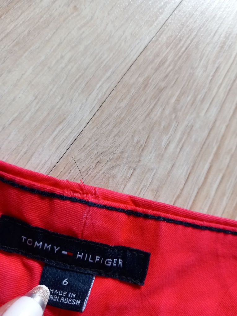 Tommy Hilfiger damskie szorty L