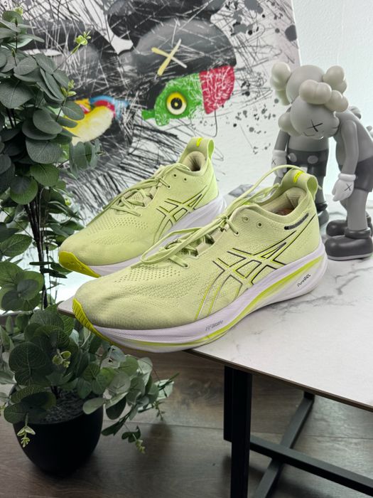 Кросівки Asics Gel Nimbus 49 розмір Е6737