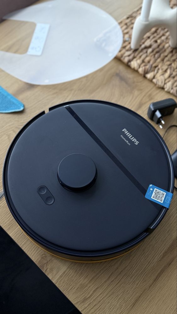 Продам робот пилосос Philips xu2000