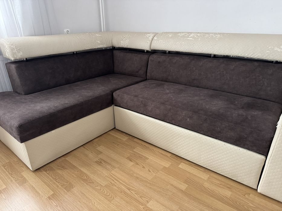 Narożnik lewostronny 180x247cm, z funkcją spania