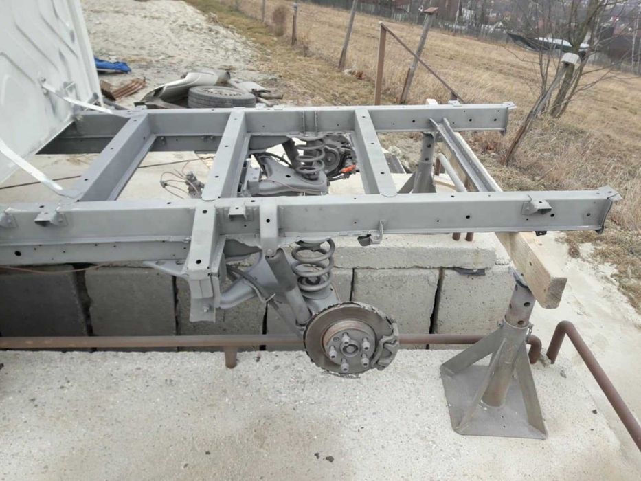 Piaskowanie, naprawa maszyn rolniczych oraz budowlanych itp.