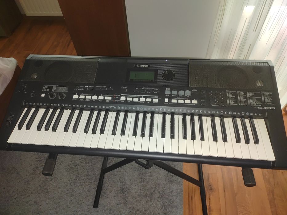 Yamaha psr e433 stan b.dobry