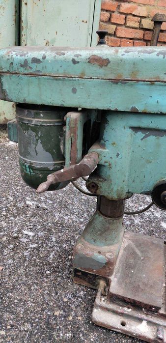 Продам заводський сверлильний станок