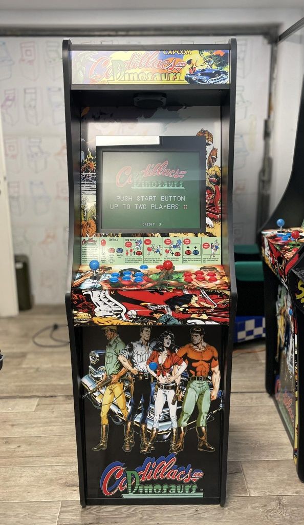 Automat arcade do gier Cadillac and Dinosaurs