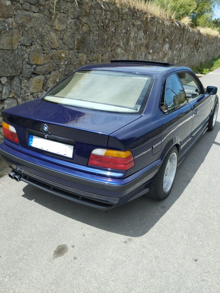 BMW e36i coupé em excelente estado pack m